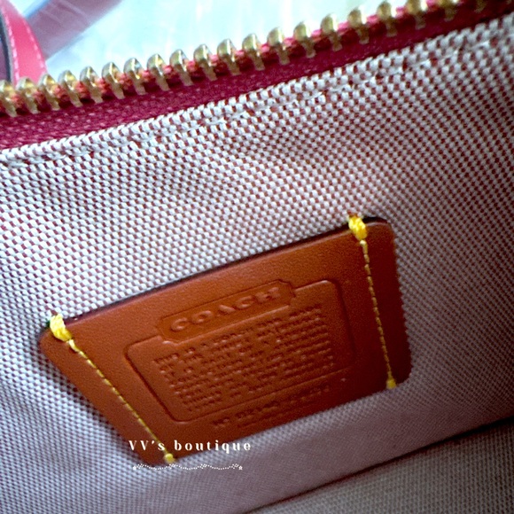 NWT Coach Swinger Bag Glovetanned Leather Rouge Fuschia Dk Pink C0638 - Picture 9 of 10